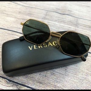 VERSACE VE2194 Geometric Round Sunglasses